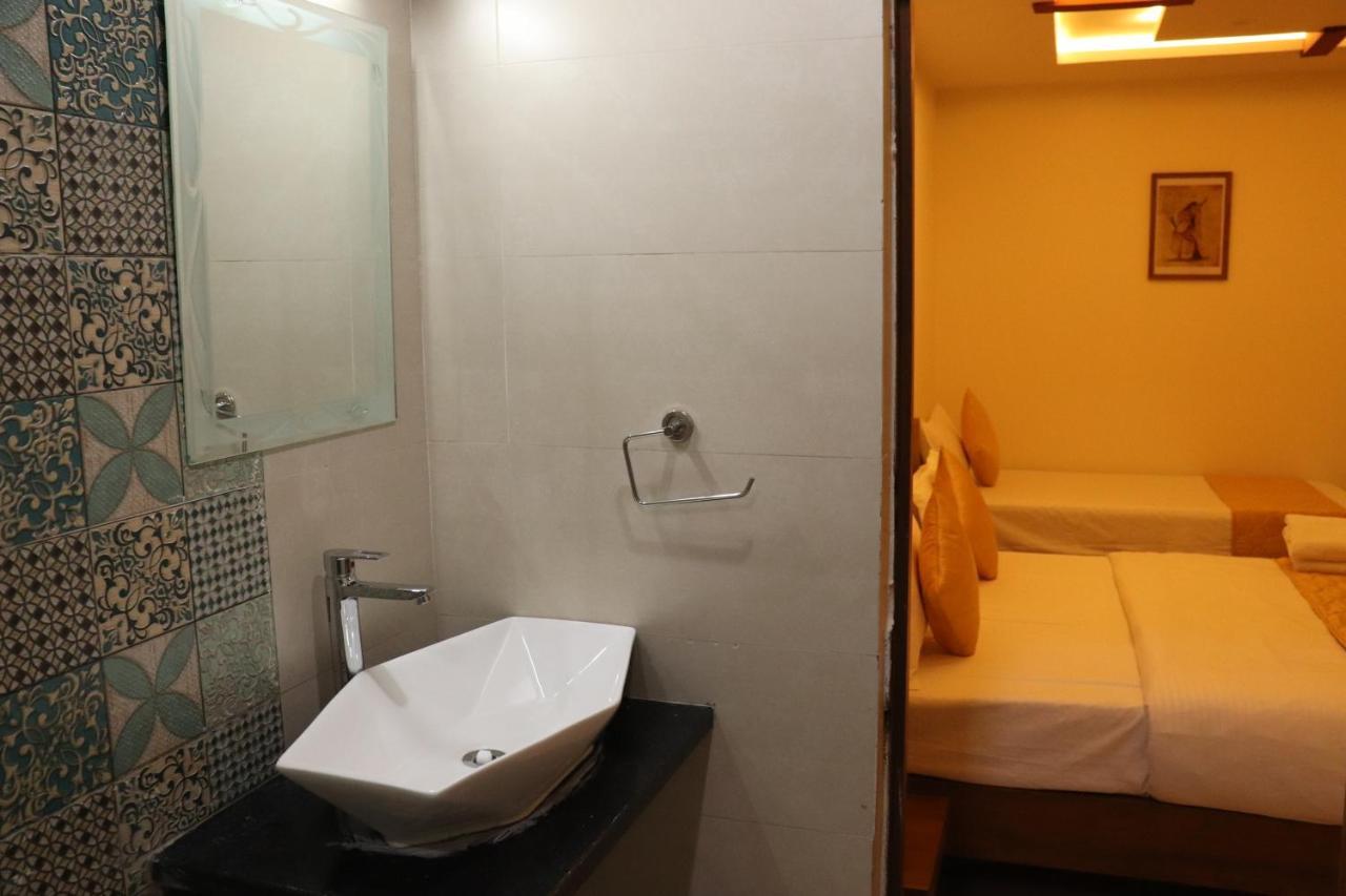 Hotel Jmb Джодхпур Экстерьер фото